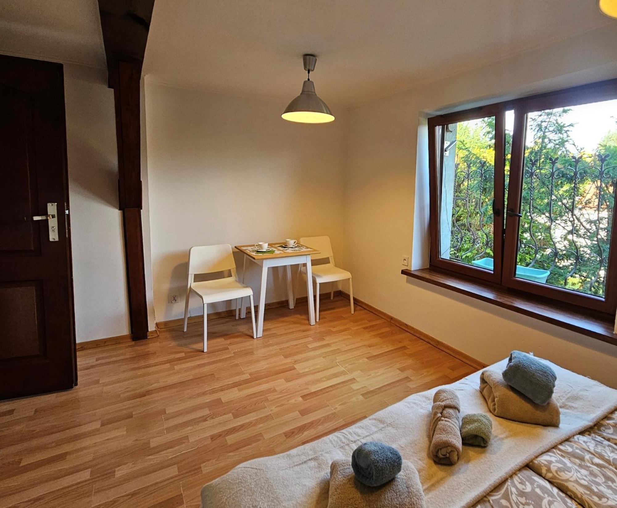 Park Apartment Красков Екстериор снимка